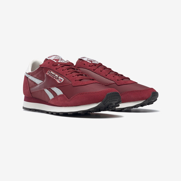 Basket REEBOK Aztec II